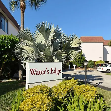 Waters Edge 110N Condo